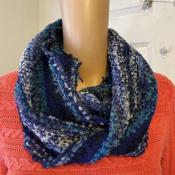 Yemy Collection Alpaca Blend Scarf Luxurious Neck Warmer Artsy Navy Blue White - Picture 1 of 6